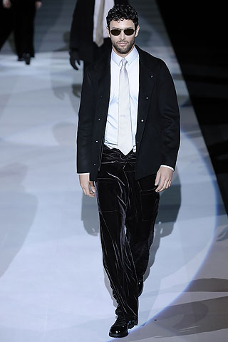 Giorgio Armani / - 2009-2010